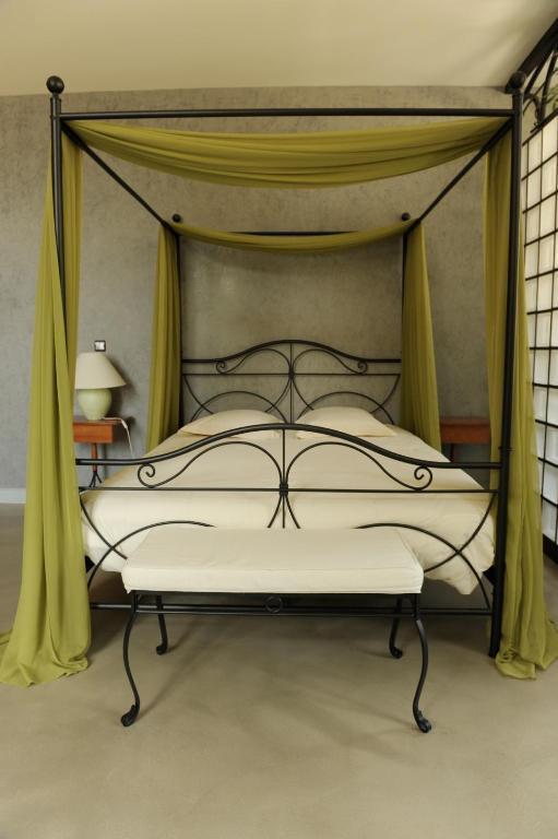 Logis De Nantas Bed & Breakfast Saint-Jean-Bonnefonds ห้อง รูปภาพ