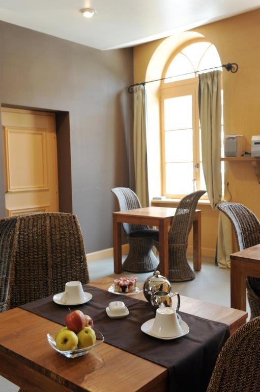 Logis De Nantas Bed & Breakfast Saint-Jean-Bonnefonds ภายนอก รูปภาพ